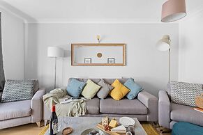 Chandlers Walk Modern Comfy Family Home in Exeter