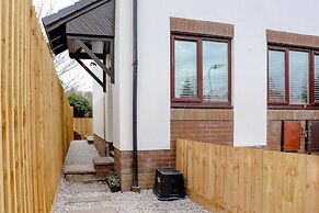 Hughes Contemporary Home in Barnstaple