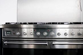 Hughes Contemporary Home in Barnstaple