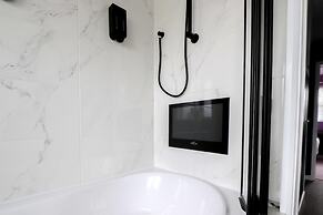 Hughes Contemporary Home in Barnstaple