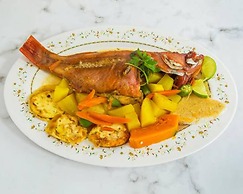 1 Bedroom Blissful Retreat - A/C & Private Garden