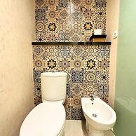 The Tropical Luxury 2BR City Centre Retreat