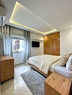 Nejma Peaceful 2-bedroom Near Corniche