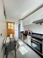 Nejma Peaceful 2-bedroom Near Corniche
