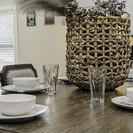 Stockyards- 4min Pet Friendly 3BR Luxe Gem