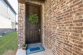 Spacious Pet Friendly - 7 Miles to Eagle Mountain Lake