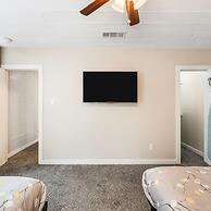 4 Queen Beds High Speed Wifi Private Parking