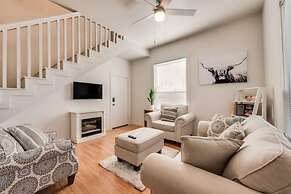 4 Queen Beds High Speed Wifi Private Parking