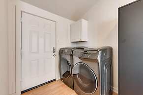 4 Queen Beds High Speed Wifi Private Parking