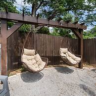 4 Queen Beds High Speed Wifi Private Parking