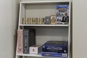 Luxury Family Friendly Home 6 Queen Beds