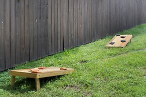 Luxury Family Friendly Home 6 Queen Beds