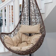 Luxury Family Friendly Home 6 Queen Beds