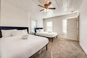 Luxury Family Friendly Home 6 Queen Beds