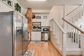 Luxury Family Friendly Home 6 Queen Beds