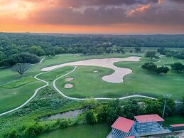 Luxury Family Friendly Home 6 Queen Beds