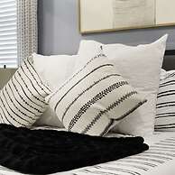 Rare Exclusive Retreat Private Hot Tub King Bed