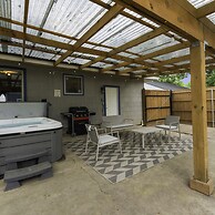 Rare Exclusive Retreat Private Hot Tub King Bed