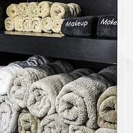 Rare Exclusive Retreat Private Hot Tub King Bed