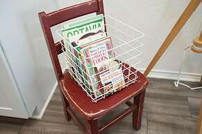 Rare Find Sleeps 13 Family Fun