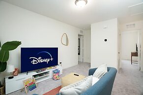 Rare Find Sleeps 13 Family Fun