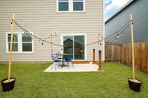 Rare Find Sleeps 13 Family Fun