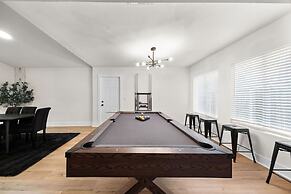 Spacious 6 Bed House Airport Pet Friendly AFB