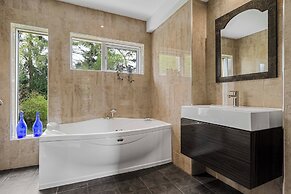 Art Deco Villa Oxford