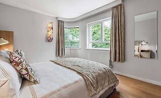 Art Deco Villa Oxford