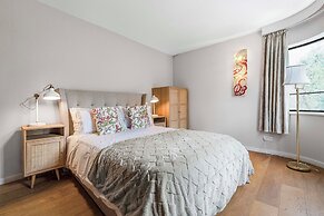 Art Deco Villa Oxford