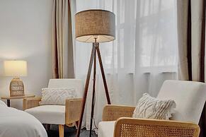 MARINE VILLAS HOLLYWOOD