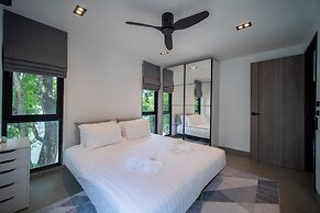 Laguna Park 4 Bedrooms Villa by NLA
