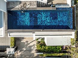 Laguna Park 4 Bedrooms Villa by NLA