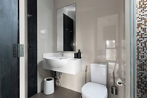 Laguna Park 4 Bedrooms Villa by NLA