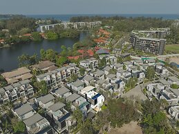 Laguna Park 4 Bedrooms Villa by NLA