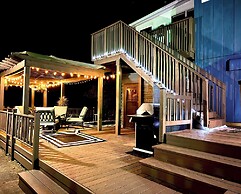 Inn Between the Lakes