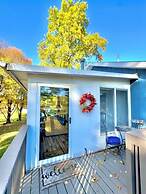 Inn Between the Lakes