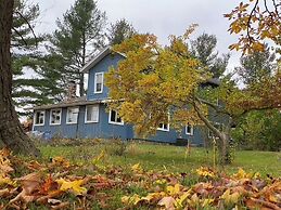 Inn Between the Lakes