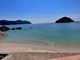 Pangkor Rimba Kem Teluk Nipah