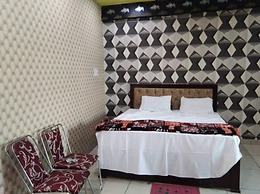 Chappan bhog hotel Hapur