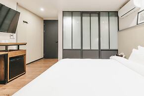 No.25 Hotel - Myeongji Ocean City