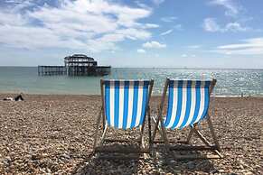 Spacious Central Hove Beach Flat
