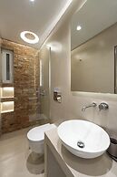 Minimal Studio with Balcony in Central Athens