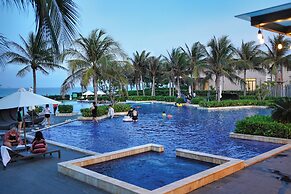 Seascape Villas in Long Beach Cam Ranh