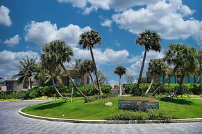 Seascape Villas in Long Beach Cam Ranh