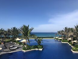 Seascape Villas in Long Beach Cam Ranh