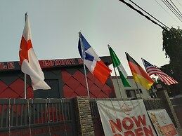 Triple Tee Luxury Hotel