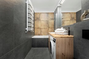 Mieszczańska Apartment by Renters