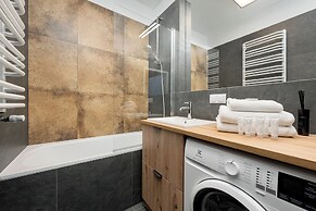 Mieszczańska Apartment by Renters
