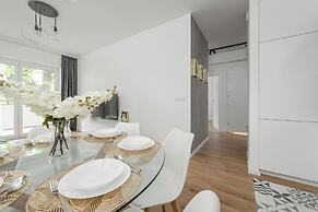 Mieszczańska Apartment by Renters